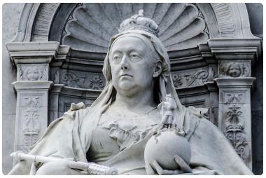 Statua regina Vittoria